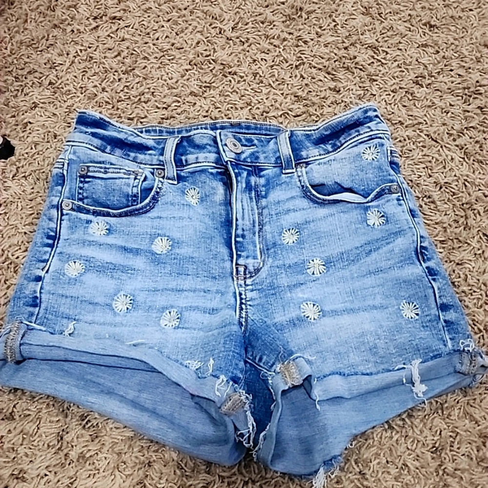 American Eagle flowered shorts